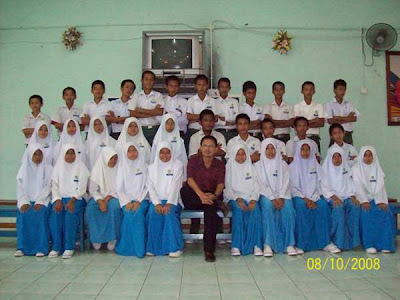 Little Cat: SMK Pusa, Betong.: Gambar Kelas Tingkatan 1 2008.