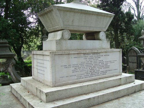 Henry Fielding's grave