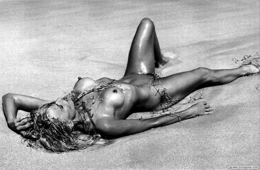 Farrah Fawcett Nude Pics 25