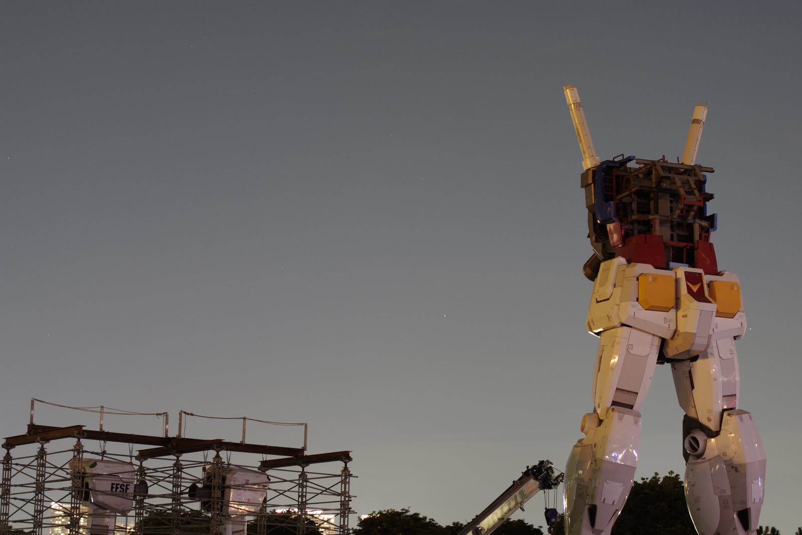[gundam1192.JPG]