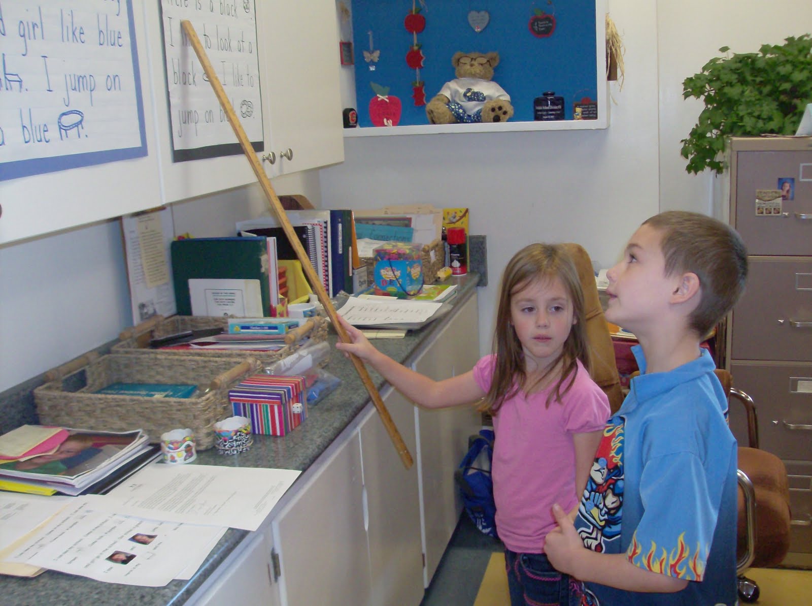 Mrs. Ivanochko's Grade 1 Class Read the Room