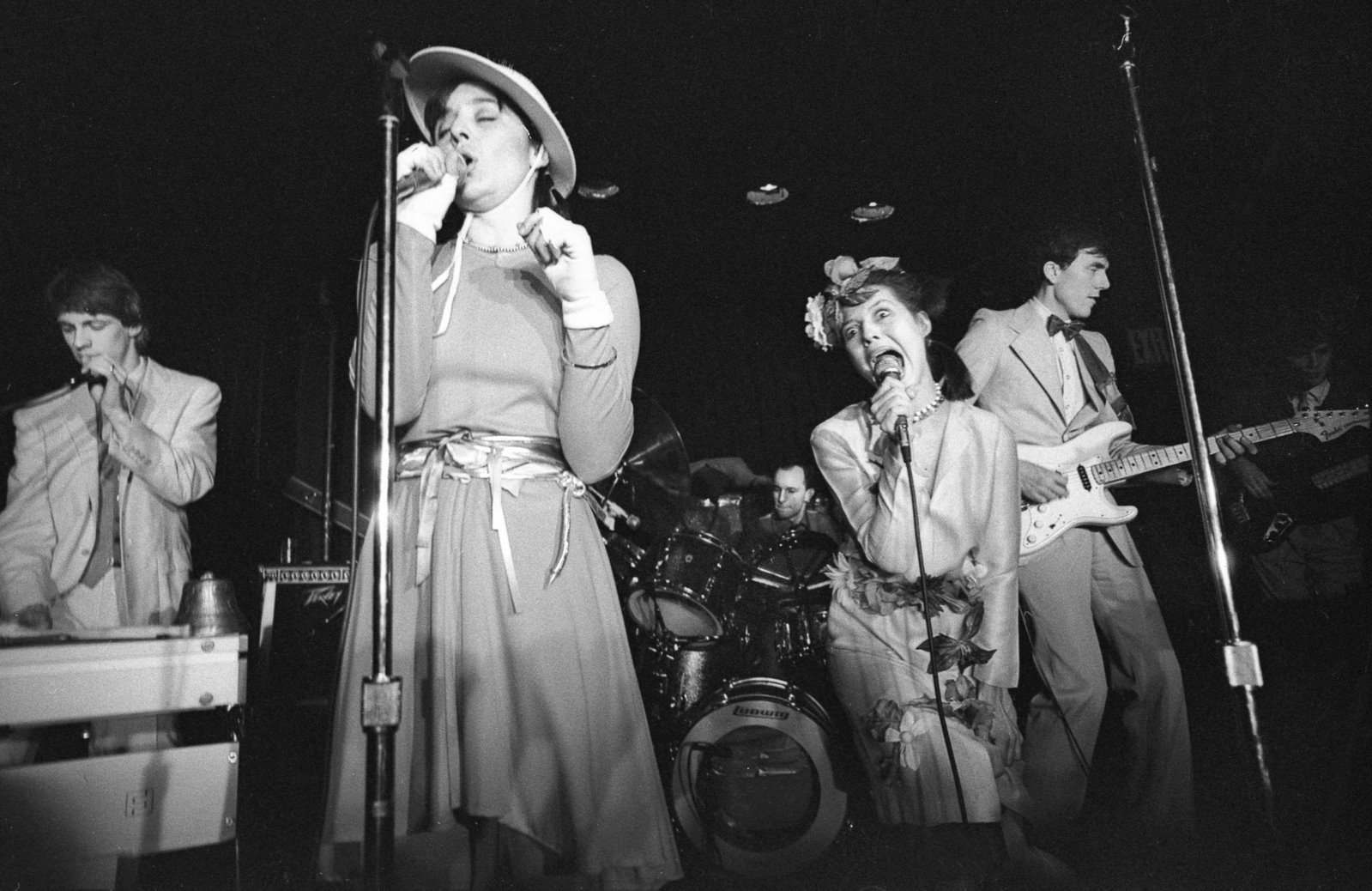 Model+Citizens+Max,Kansas+City+1978.jpg Model+Citizens+Max,Kansas+City+1978.jpg