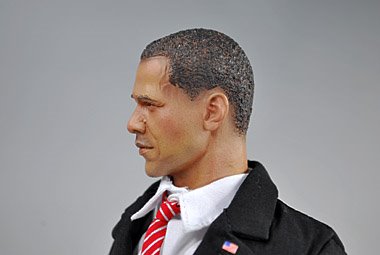 [obama_action_figure_3.JPG]