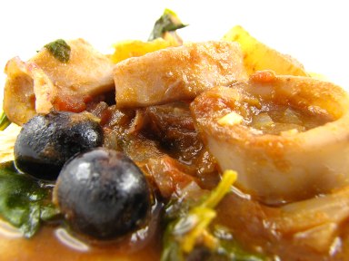 [lulas_guisadas_com_batatas_espinafres_e_azeitonas_1.jpg]