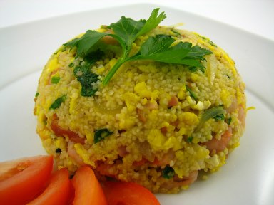 [mistura_de_ovos_com_cuscuz_3.jpg]