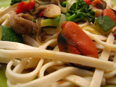 [Legumes_com_massa_Udon_3.jpg]