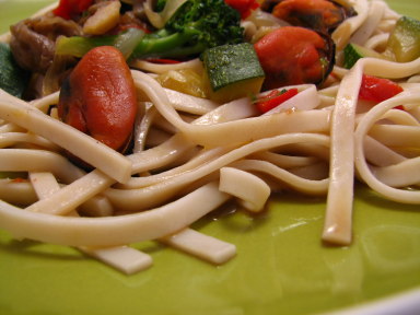 [Legumes_com_massa_Udon_2.jpg]