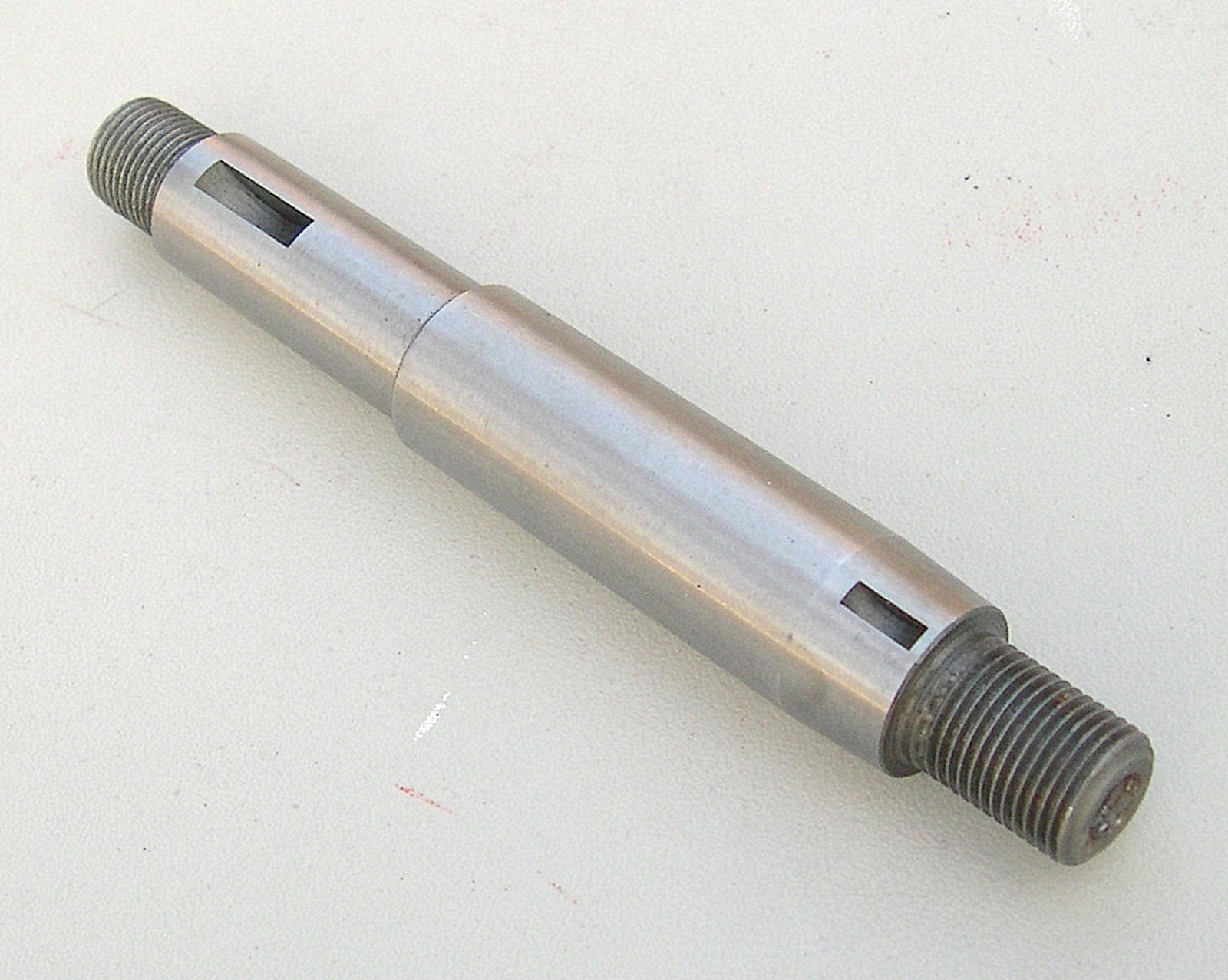 Cogan Valley Machine Gravely Old Style 40/50 inch Mower Blade Spindle