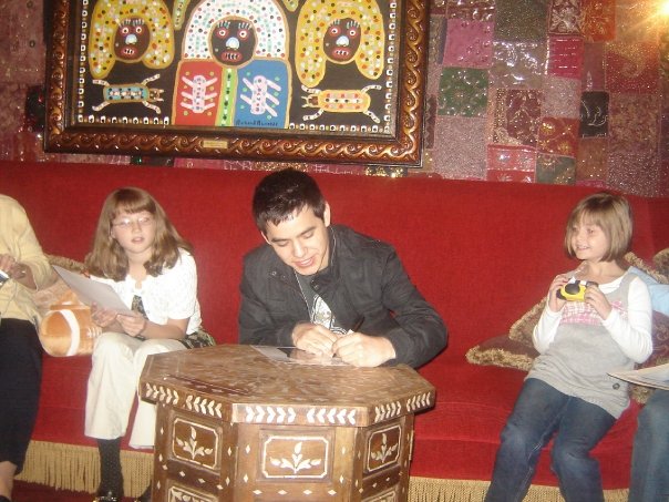 [david+red+room+1.jpg]