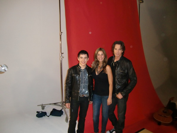 [peoplephotoshoot.jpg]