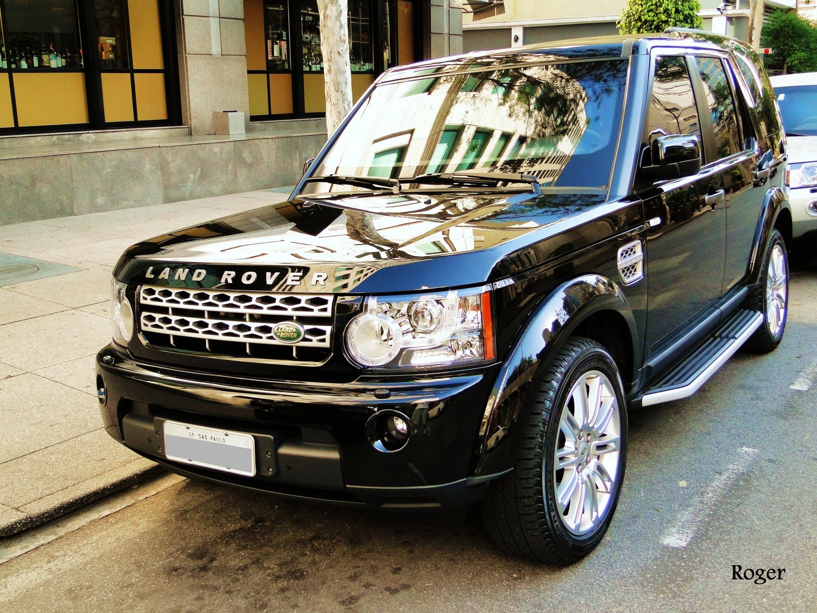 Paparazo Carros Land Rover Discovery 4 V8 HSE
