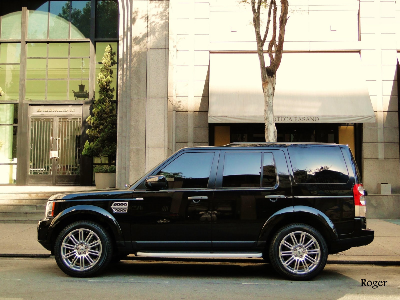 Paparazo Carros Land Rover Discovery 4 V8 HSE