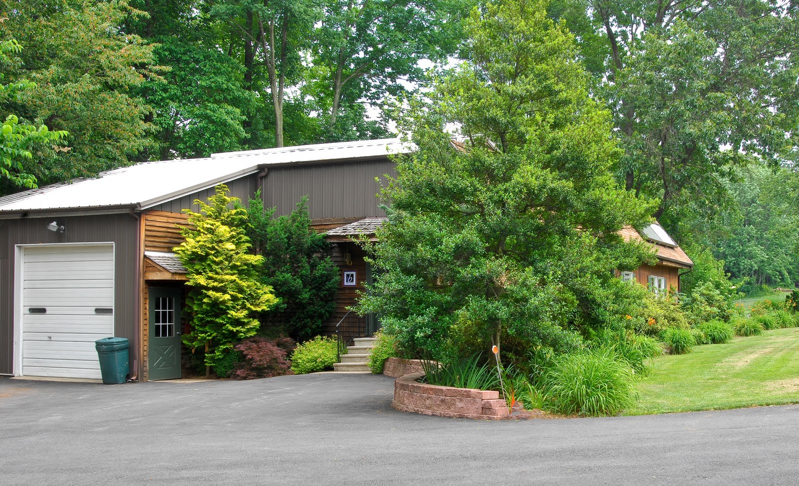 Bergs Canvas Gallery Our backyard studio gallery