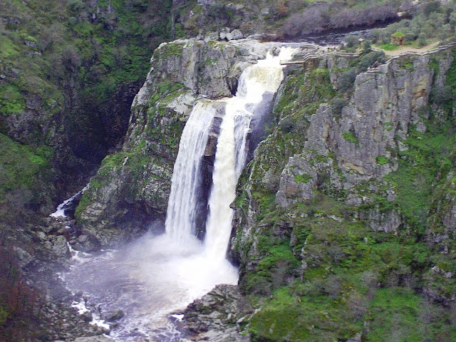 Turismo y Cultura en Las ARRIBES del DUERO: El contrabando en