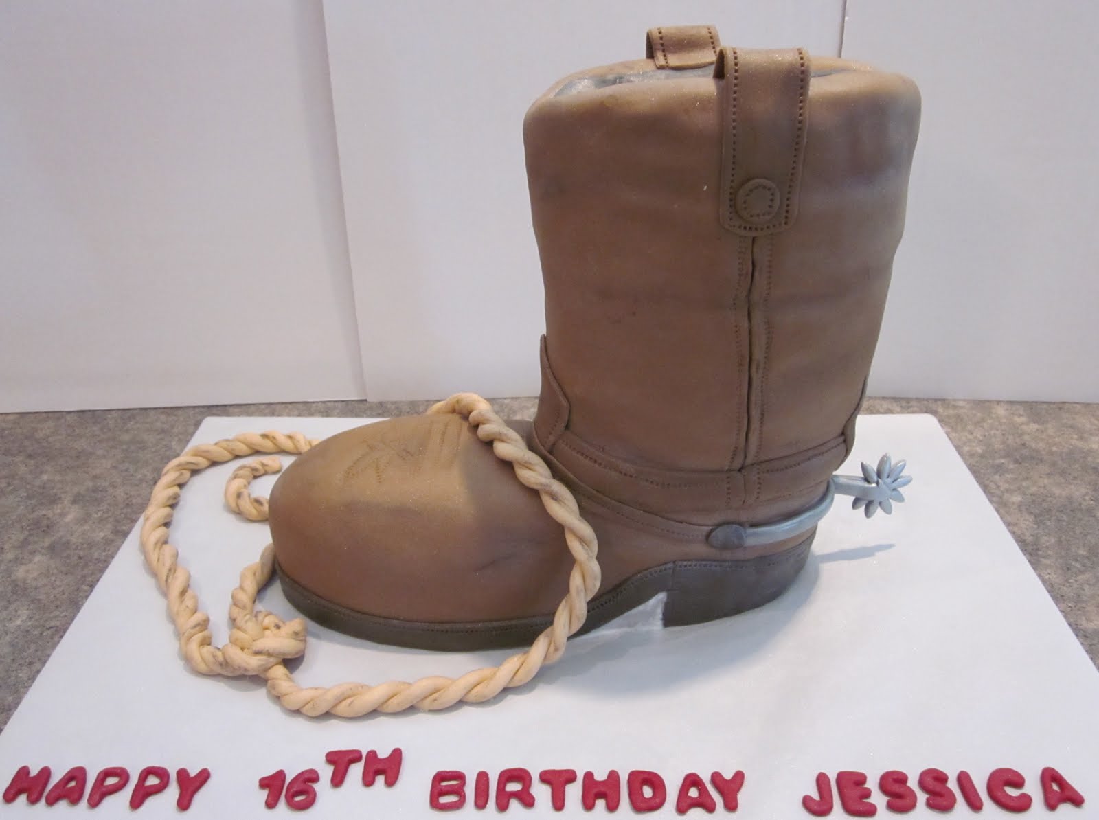 My cakes and treats: 3-D Cakes