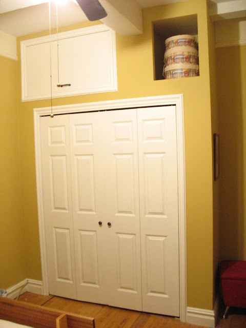 MicMac Interiors: Built in Closet With Overhead Storage