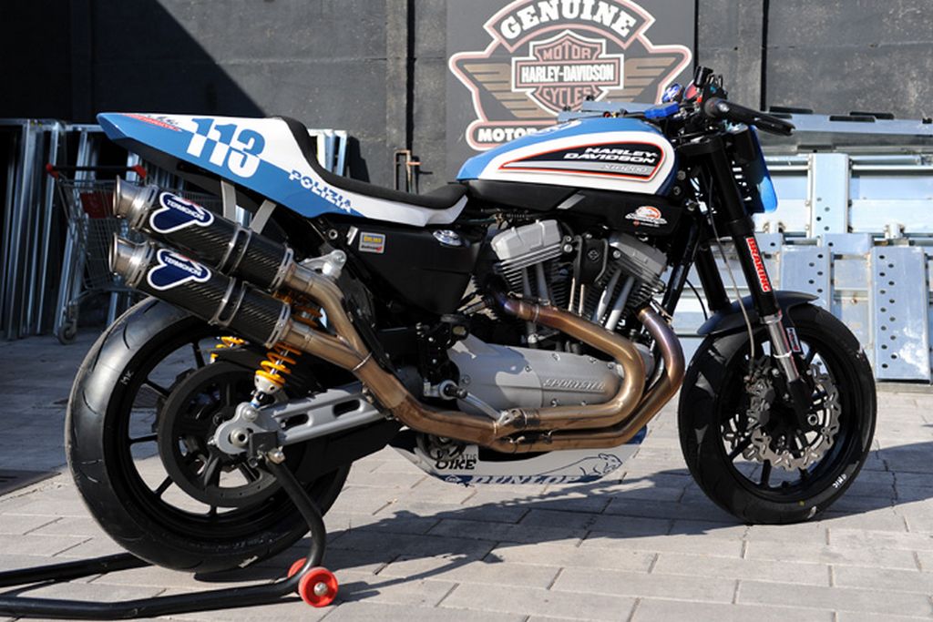 02 xr100