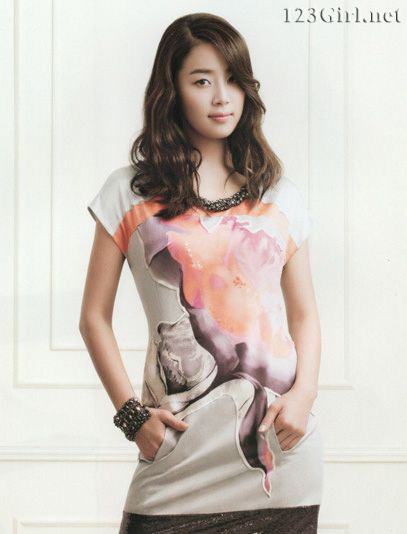 [han-ji-hye-90303011.jpg]