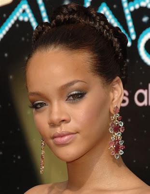 rihanna-braided-updo-hairstyle.jpg