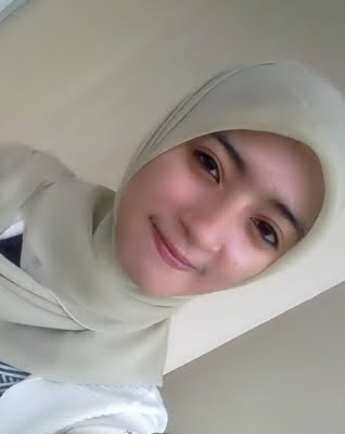 November 2010Cewek dengan Jilbab Itu Seksi bugil narsis nakal dan menggoda