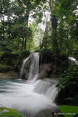 [waterfall_luwuk2.jpg]