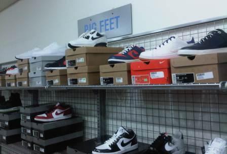 Manila Shopper: Nike, Levi&#39;s, Adidas, Asics, Reebok, Converse, New Balance @ MJ46 Outlet Center ...