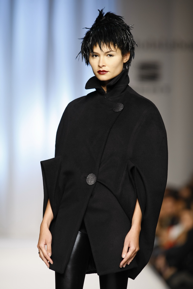 [MLX32FFaisca013.JPG]