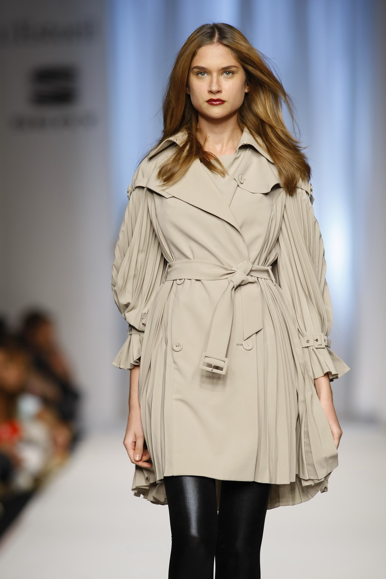 [MLX32FFaisca068.JPG]