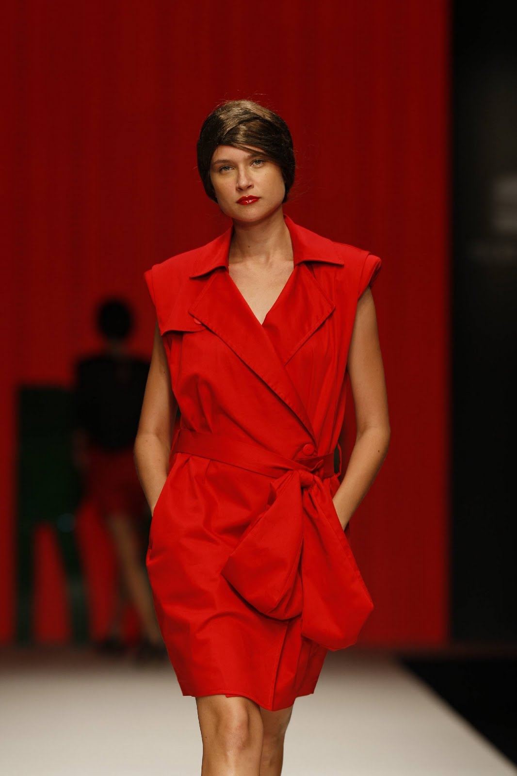 [MLX33AMoura014.JPG]