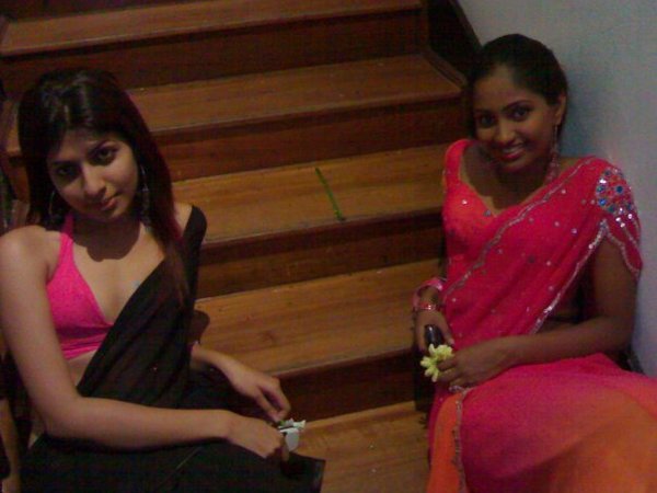 Michelle+Maneesha+Perera+-+Friends_2.jpg