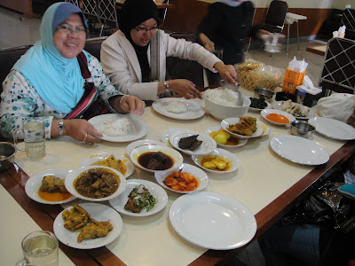 NasRina HoNey Trip ke Bandung Day 1