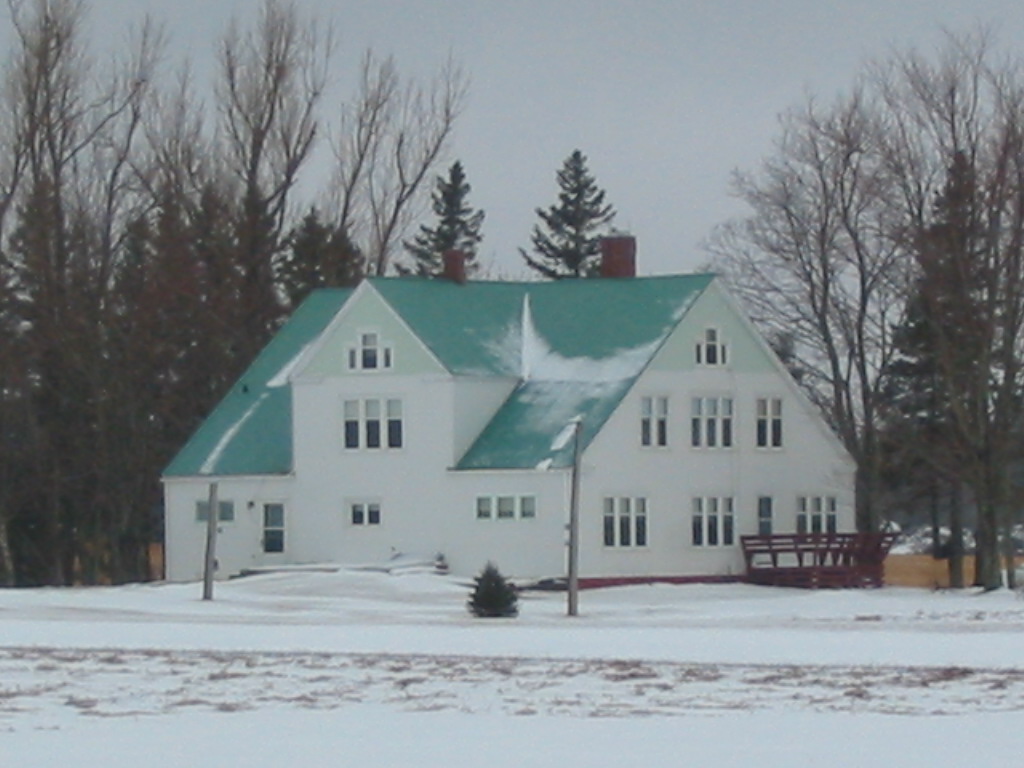 P.E.I. Heritage Buildings A log cabin within