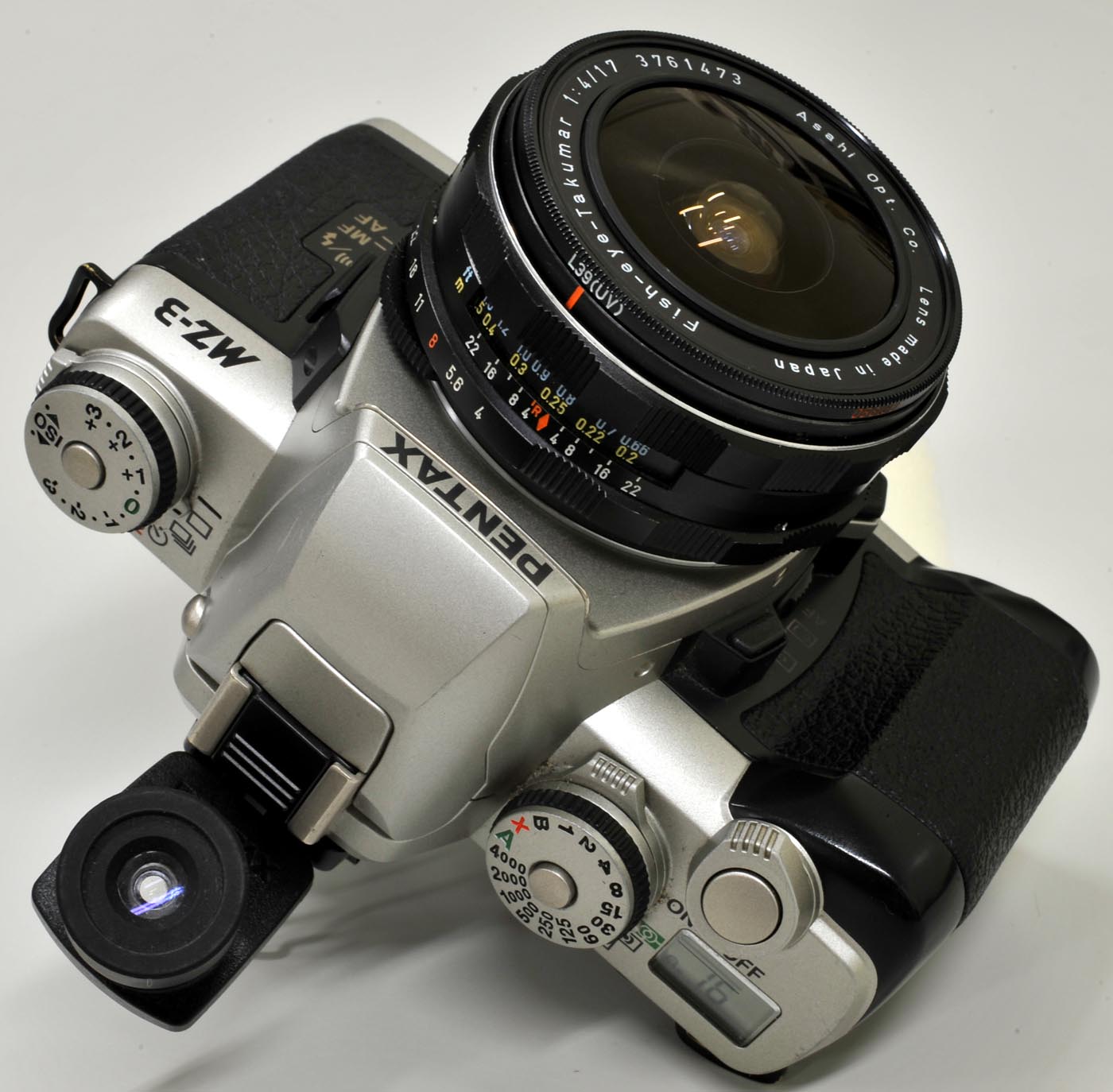 魚眼レンズ FISH-EYE-TAKUMAR 1:4/17EOS620ボデ－付属