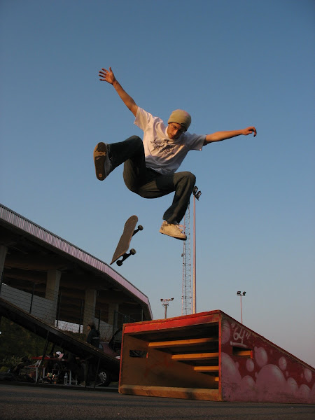 Sylvain Jump hard Flip