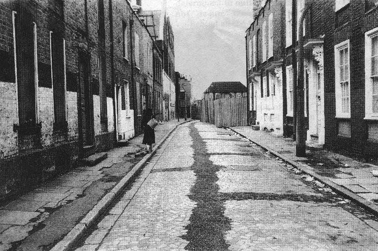 OLD DEPTFORD HISTORY Albury Street looking East in the 60's.
