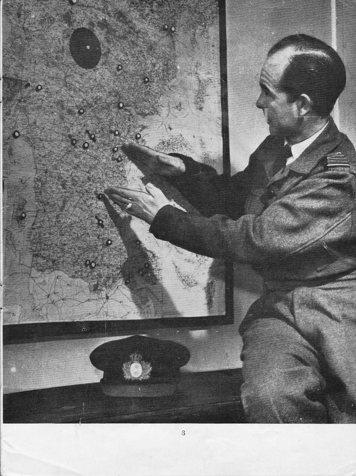 The Big Study Flying Saucer Review Volume 4 The Phenomenon.