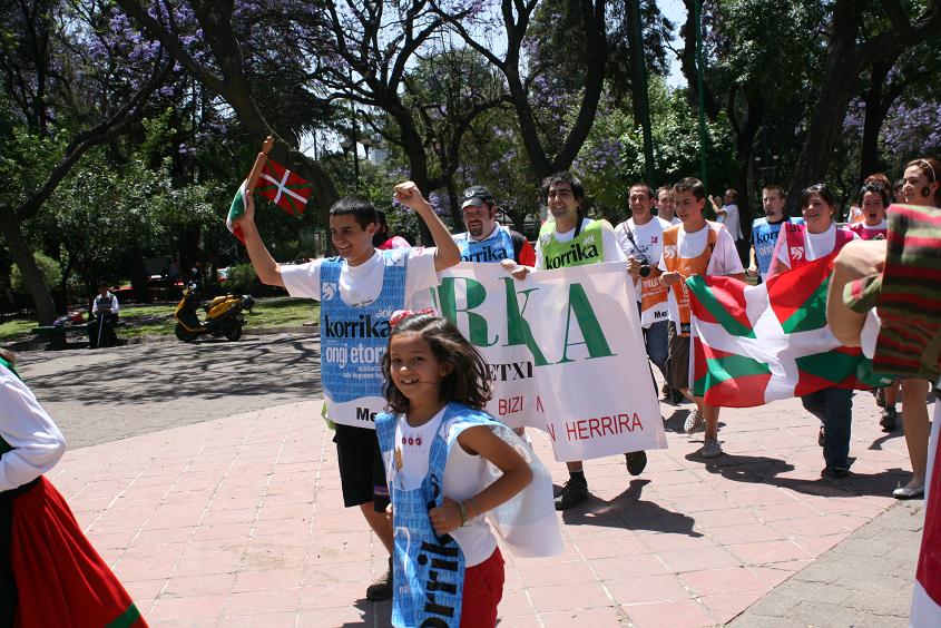 [Korrika+16+Mexiko+016.JPG]