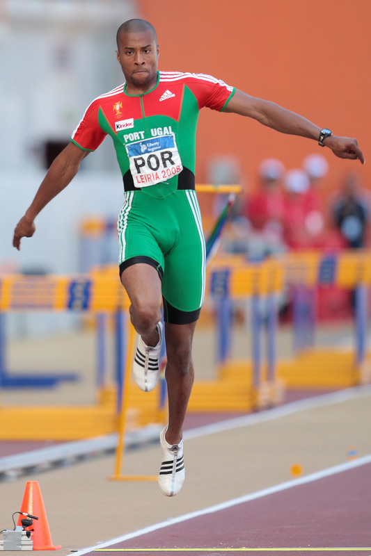 [M_A_Nelson_EVORA.JPG]