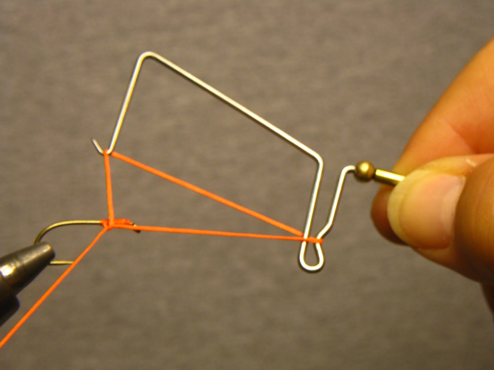 Defranks Fly Tying Tutorials & Videos How to use the whip finish tool