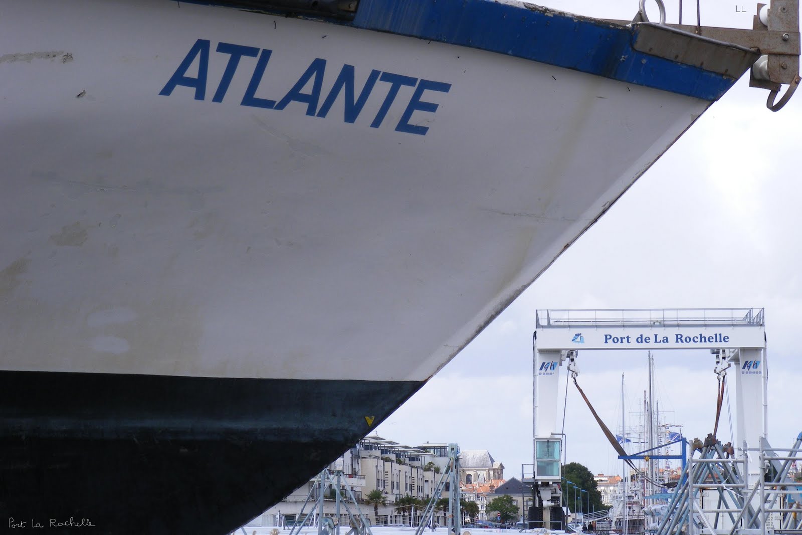 [Port+La+Rochelle.JPG]