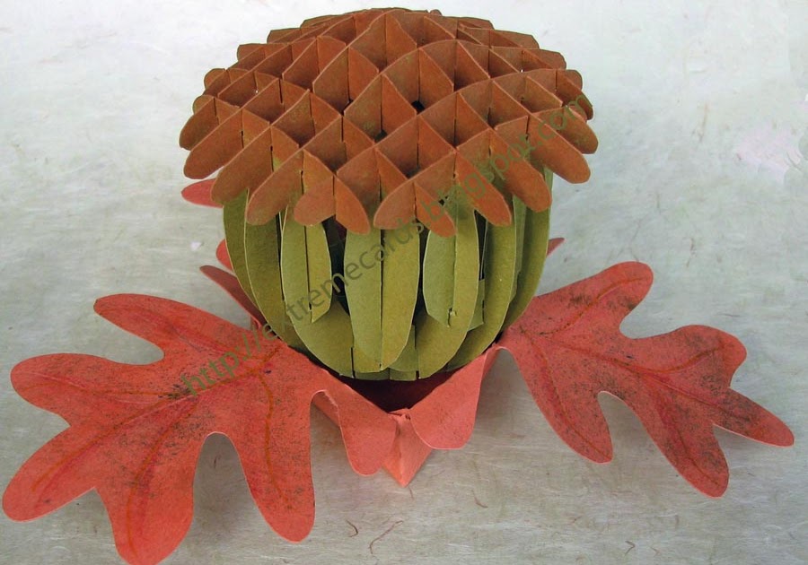 Acorn Sliceform and Oak Leaf Stand