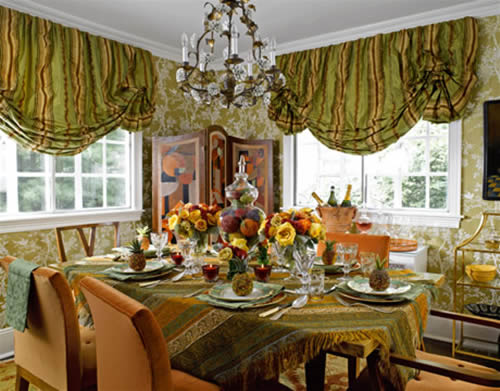 Dining Room Table Style Centerpiece