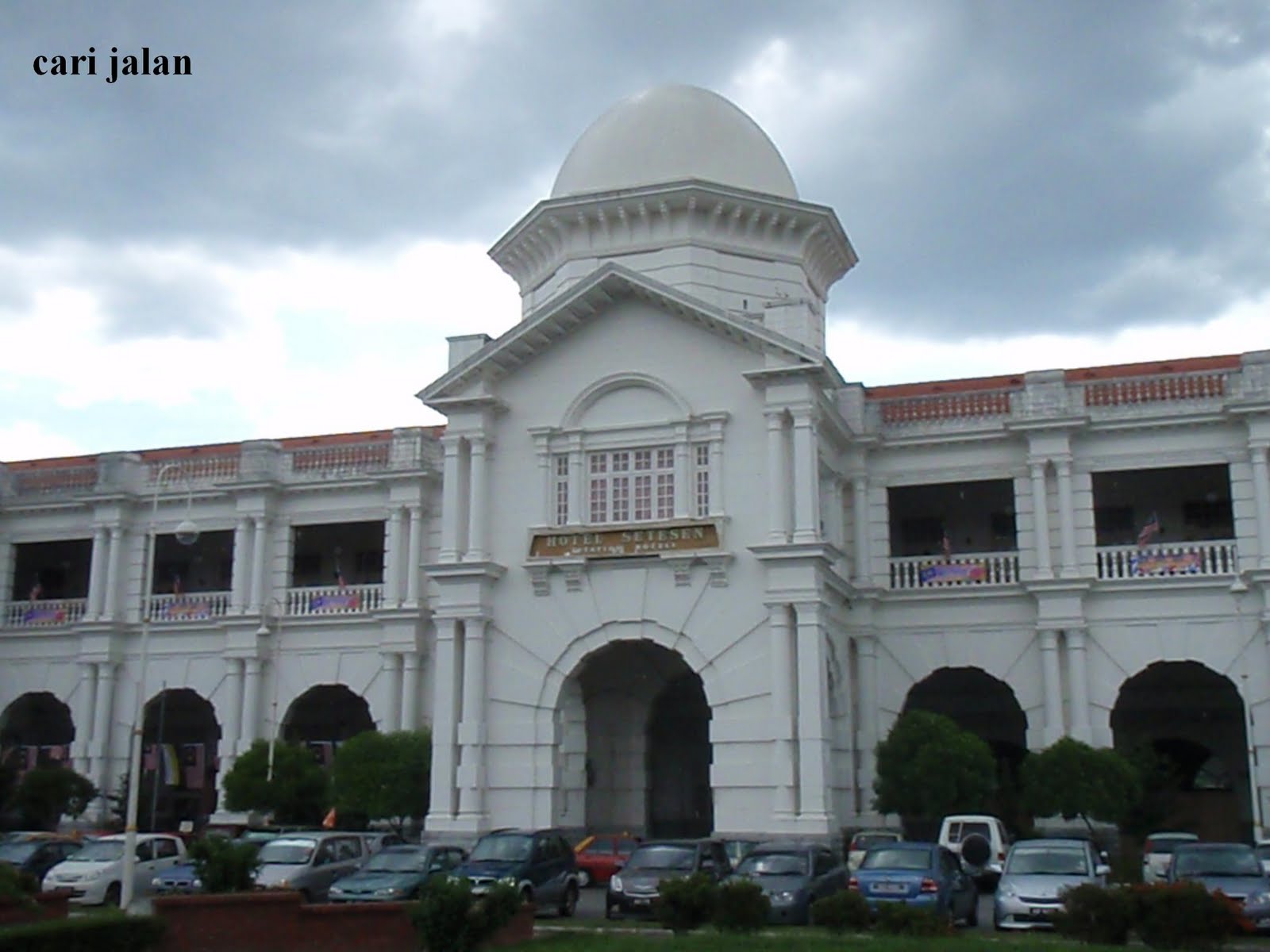 The Foot Print: Perak - Ipoh Rail Way Station - Station Hotel
