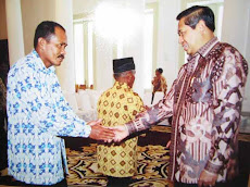 H. Alimuddin terima penghargaan Presiden SBY