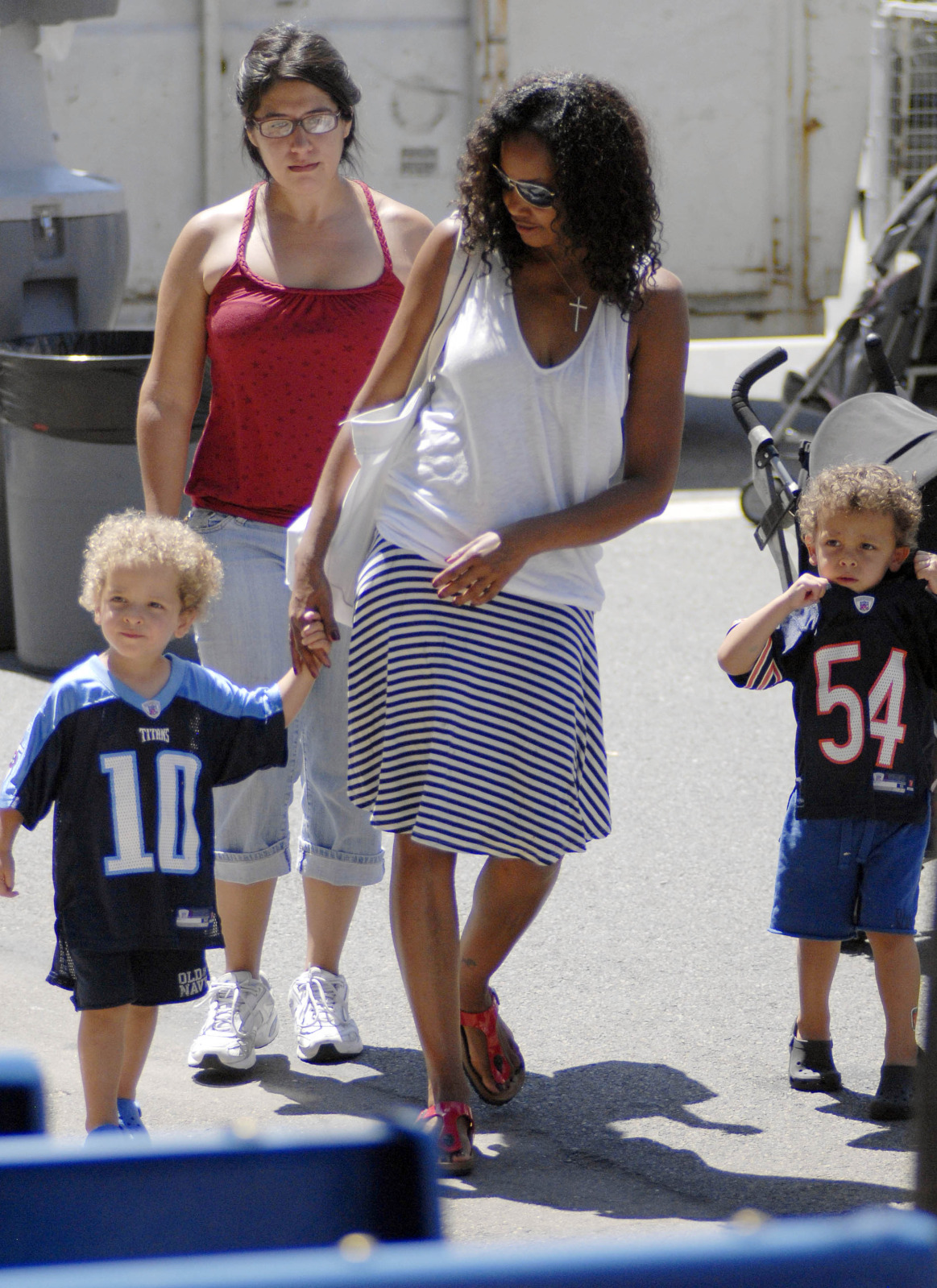 The Diva's Corner: Garcelle Beauvais takes her Twins to Farmers Market