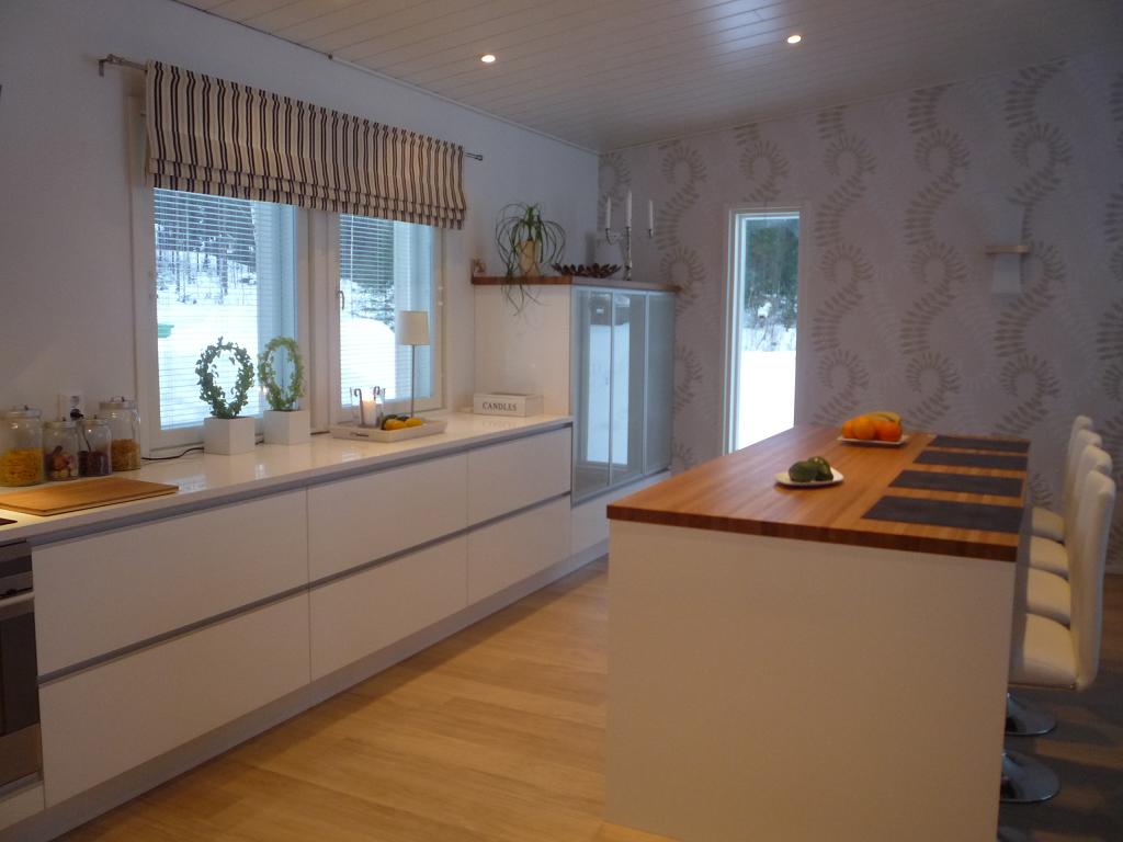 LivingModerna Gardiner i köket