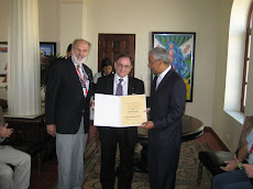 Entrega Diploma Yves de la Goublaye, de la CICGH de Costa Rica