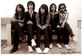 [cess+band.jpg]