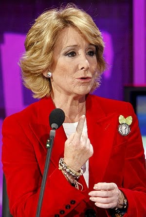 [EsperanzaAguirre.jpg]