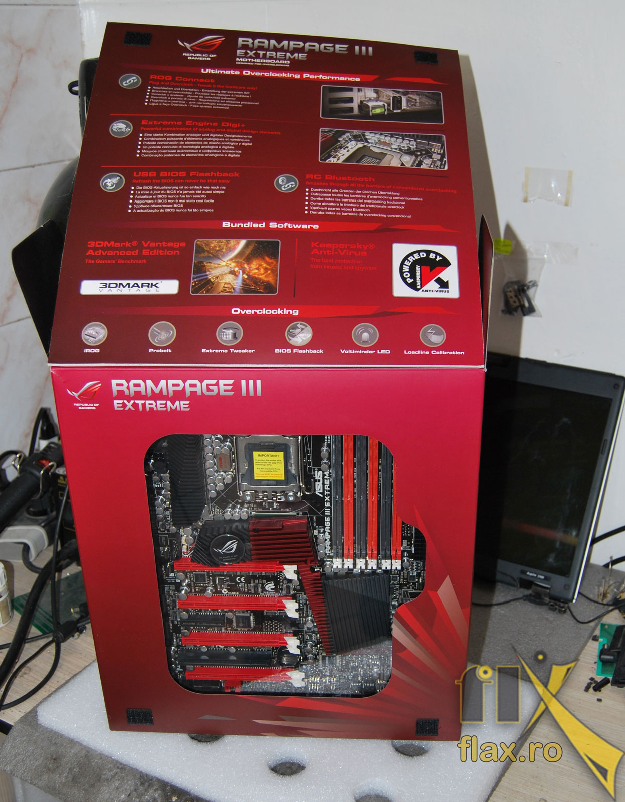 Blog Flax Computers: Placa de baza Asus ROG Rampage III Extreme ...